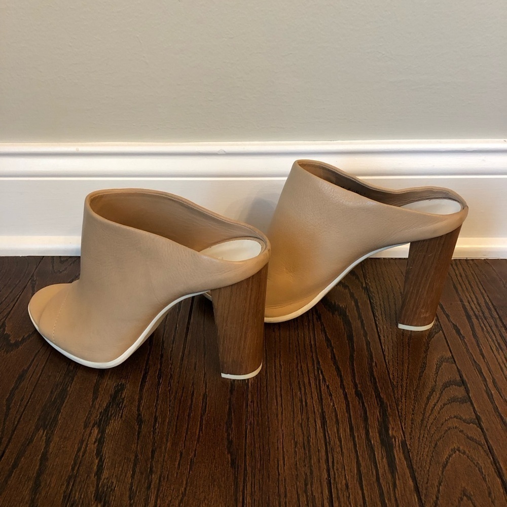 *NWOB* Vince. Women’s 10 Allison Leather Peep Toe Mule Heel in Nude - Picture 8 of 14